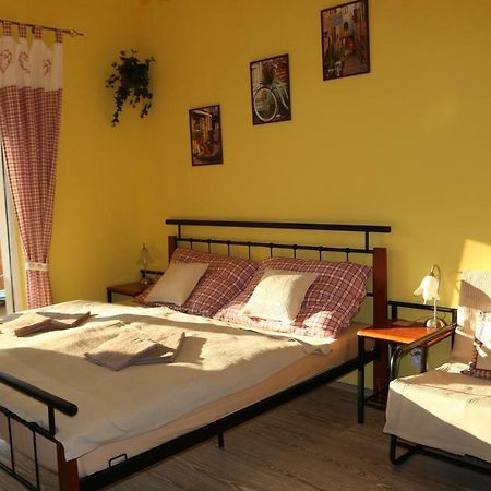 Apartman Beta Подгайська Екстер'єр фото
